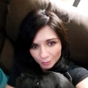 Meet your Posher, Samia